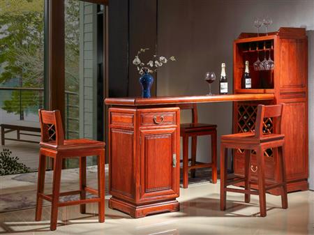 春下酒吧臺(tái)